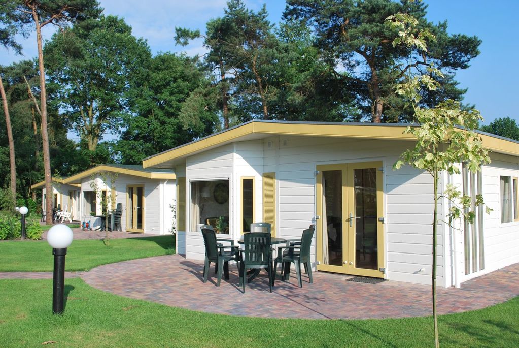 6-persoons Bungalowchalet+ op park in Voorthuizen 6-persoons Bungalowchalet+ op park in Voorthuizen