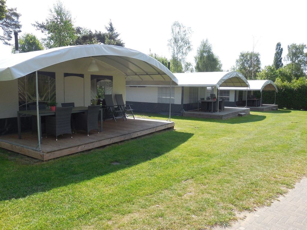 6-persoons Tentvilla op park in Voorthuizen