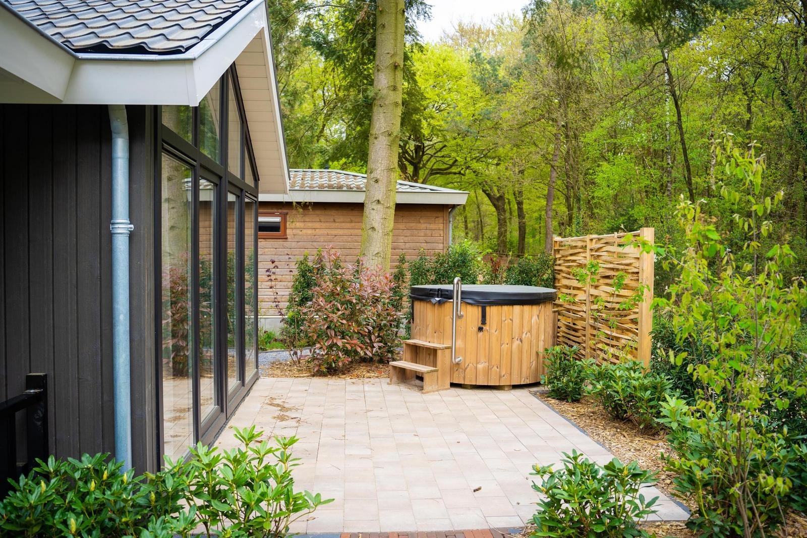 Bos Cottage met hottub - 4 personen - Rhenen