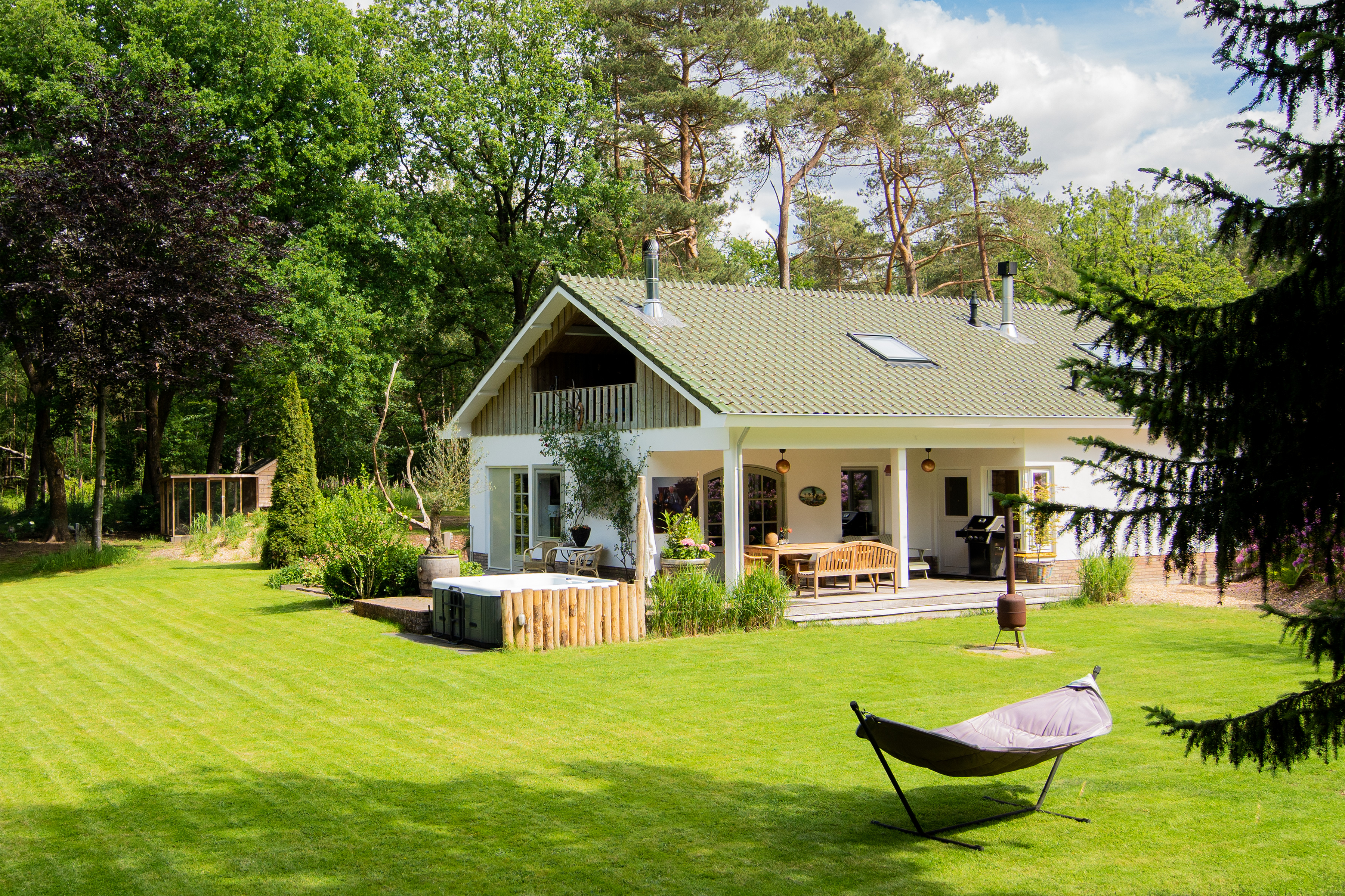 Unieke topvilla in Garderen prachtige natuur-wild-rust- luxe-spa-sauna afbeelding