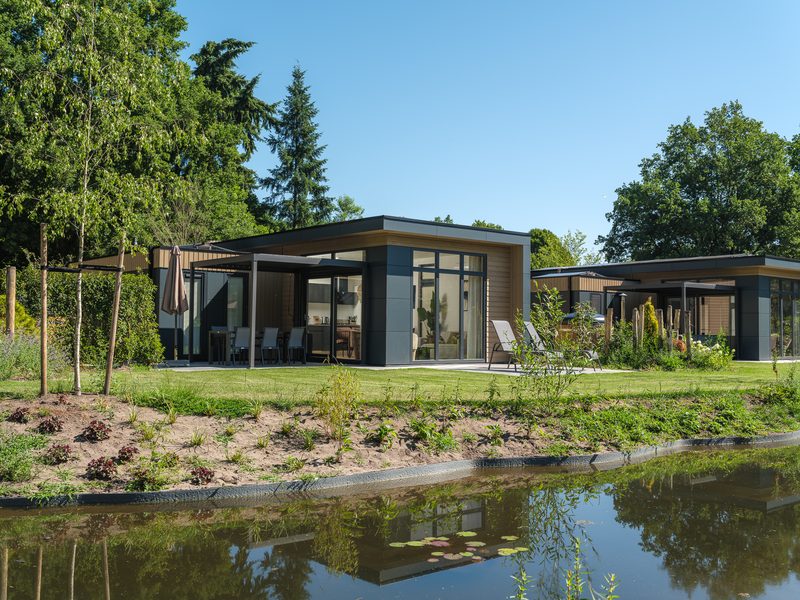 Essenburgh Comfort met Hottub - 6 personen in Nederland