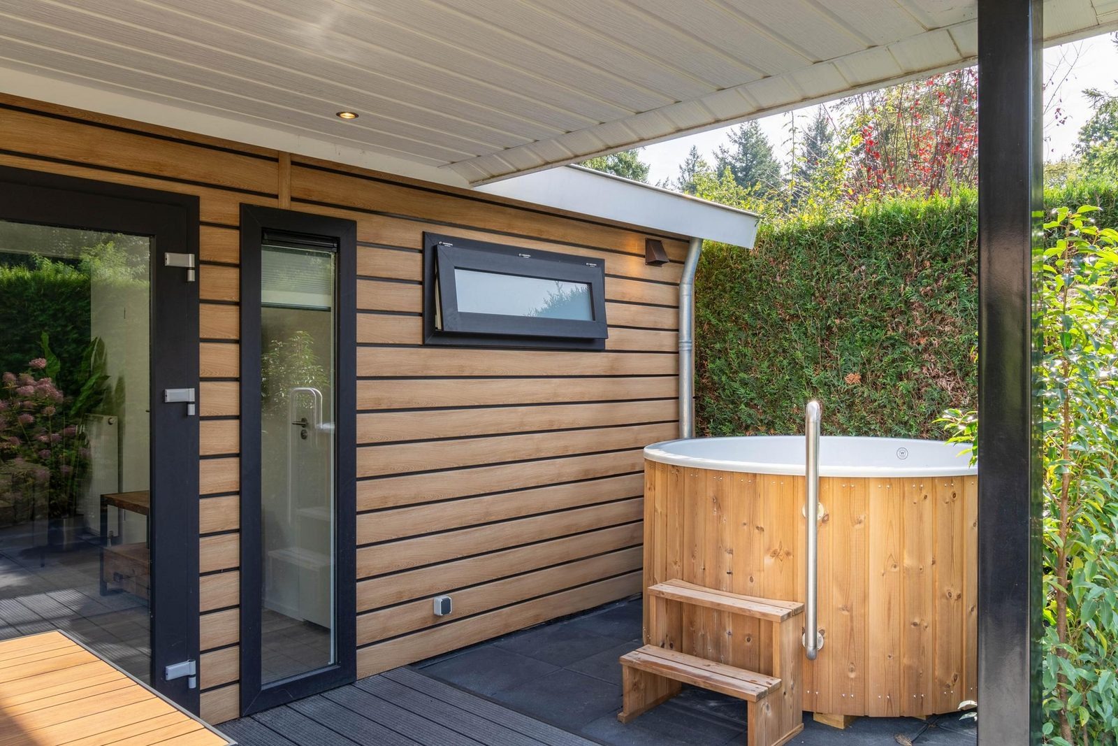 Family Lodge met hottub - 4 personen - Rhenen