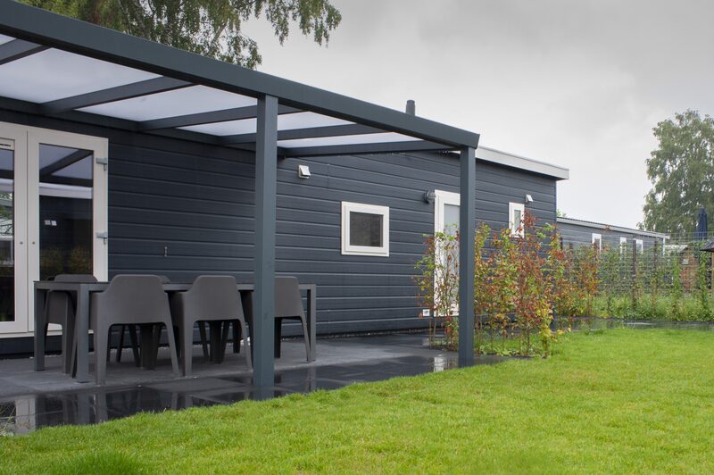 6 + 6 persoons Veluwelodge XL met grillhuis op vakantiepark in Voorthuizen 6 + 6 persoons Veluwelodge XL met grillhuis op vakantiepark in Voorthuizen