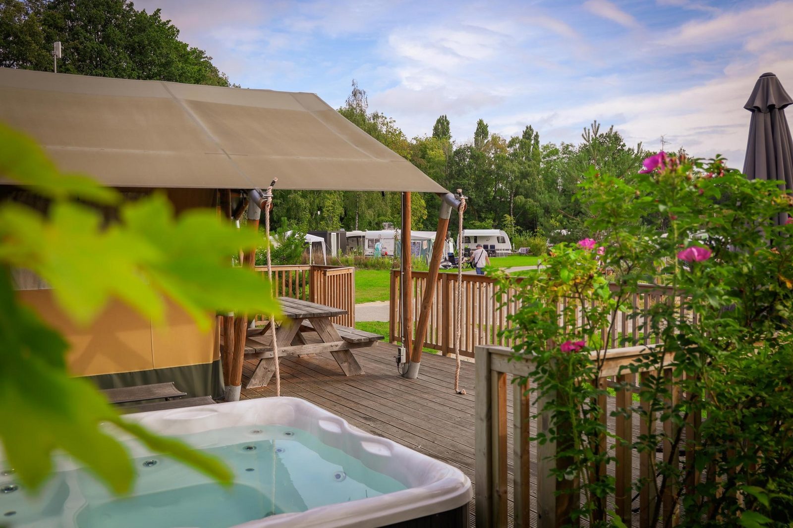 Luxe wellness safaritent vlak bij de holterberg - 6 personen afbeelding