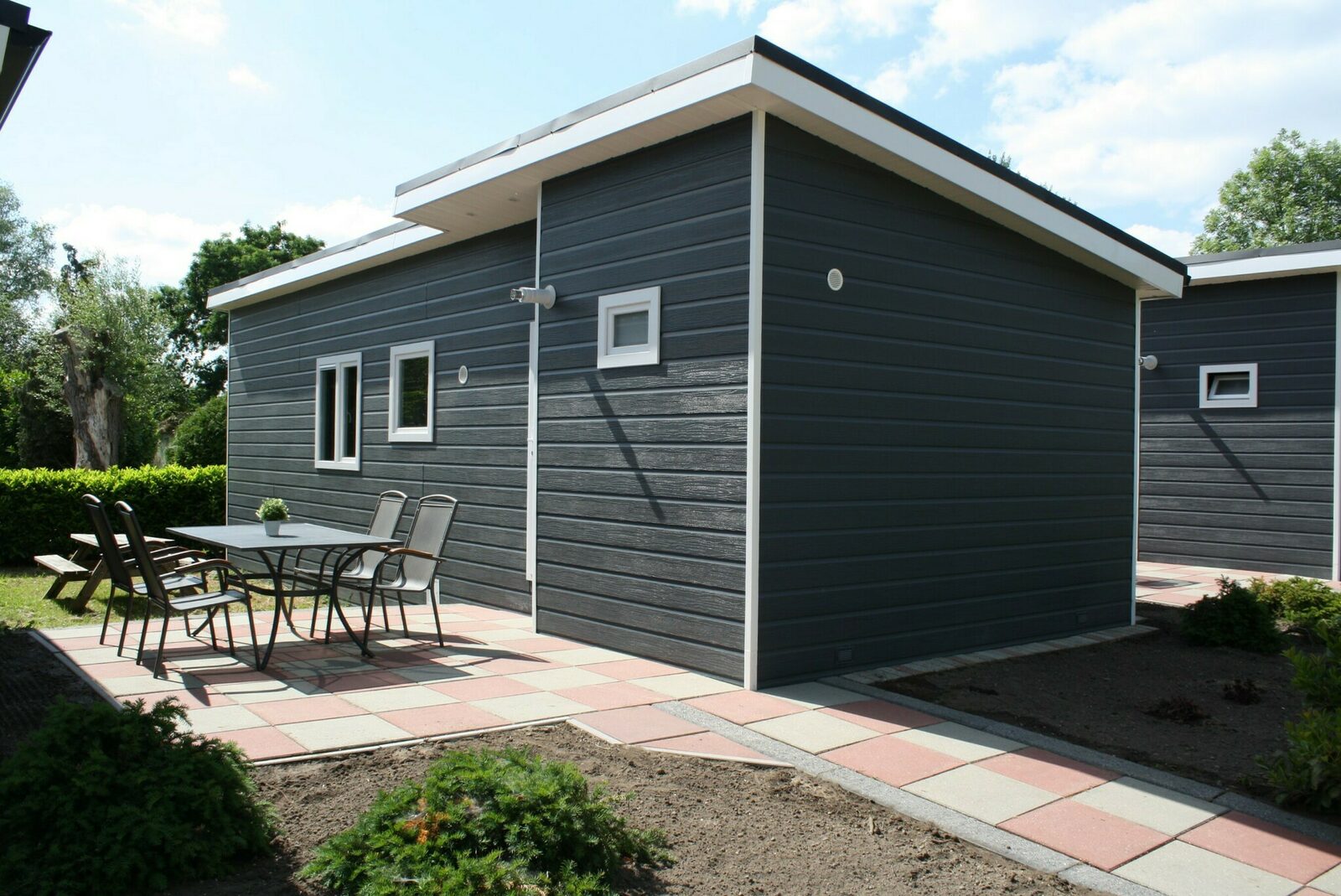 4-persoons Vrijstaand Chalet op park aan de Ijssel 4-persoons Vrijstaand Chalet op park aan de Ijssel
