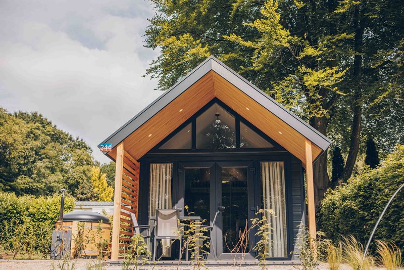 Tiny Loft met hottub - 4 personen in Nederland