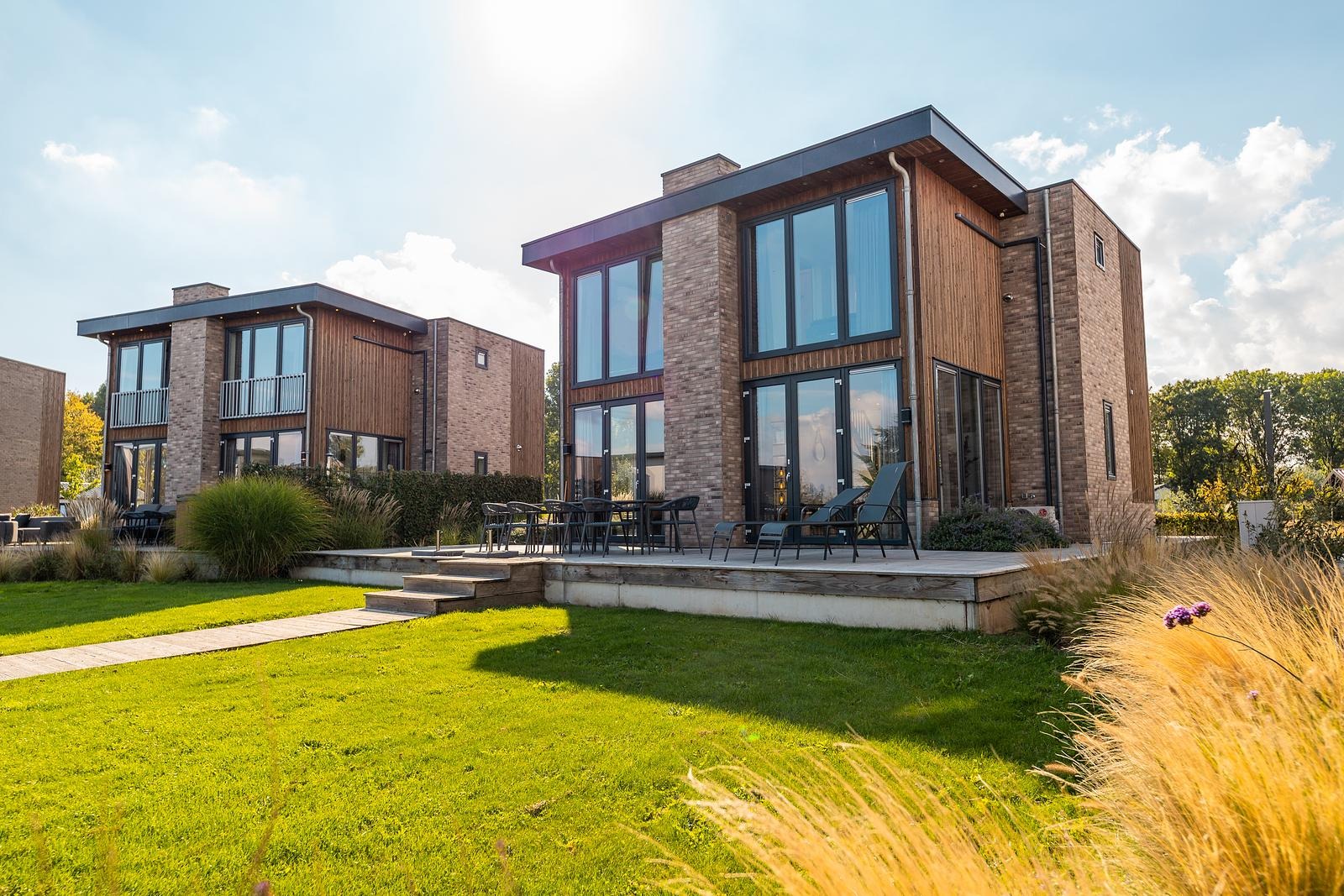 Vakantievilla aan het water met sauna 10 -personen in Nederland