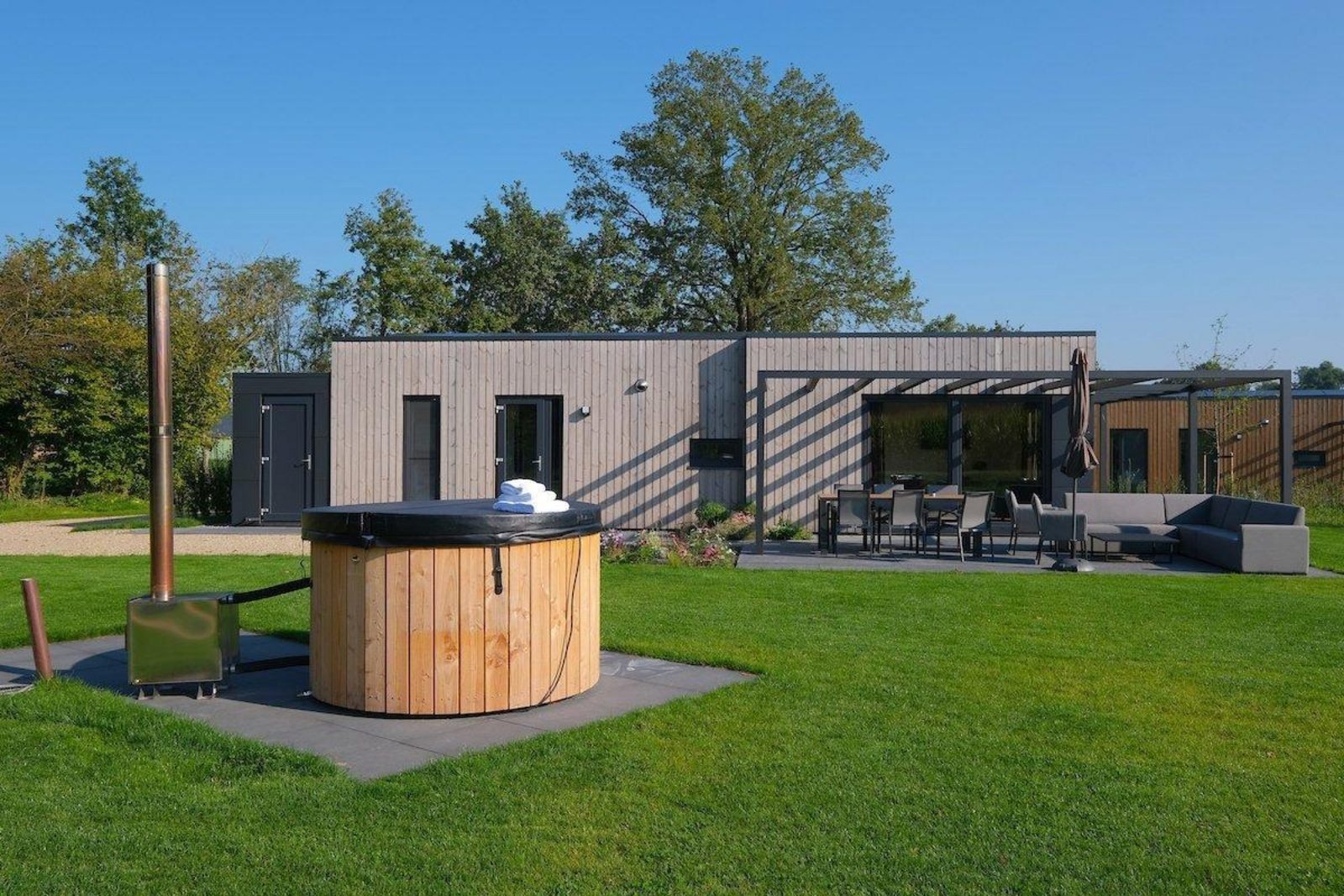 Vakantievilla Amalia met hottub - 4 persoons afbeelding