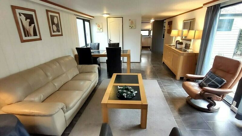 Ruim chalet voor 4 personen in Hattemerbroek Ruim chalet voor 4 personen in Hattemerbroek